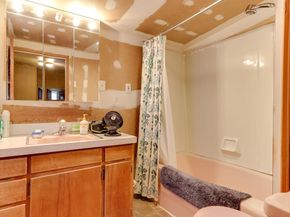1640 S Clarion Street, Philadelphia PA 19148
