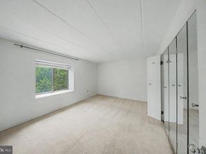 112 Roberts Lane 300, Alexandria VA 22314