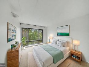 112 Roberts Lane 300, Alexandria VA 22314