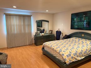 10231 Rubin Lane, Philadelphia PA 19116
