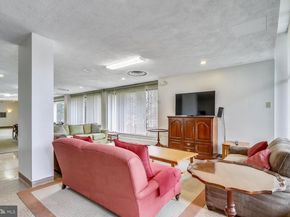4141 N Henderson Road 904, Arlington VA 22203