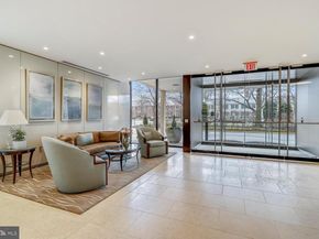 4141 N Henderson Road 904, Arlington VA 22203