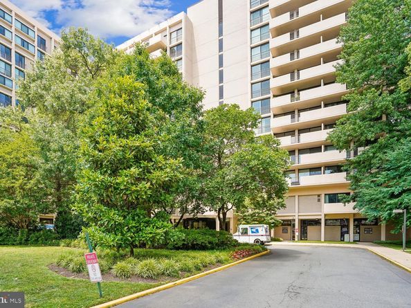 4141 N Henderson Road 904, Arlington VA 22203