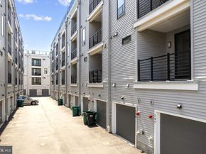 3001 Sedgeview Walk 146, Philadelphia PA 19125