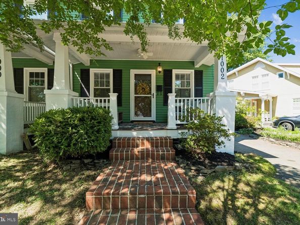 1002 N Columbus Street N, Alexandria VA 22314