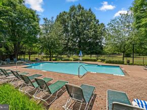 5575 Seminary Road 102, Falls Church VA 22041