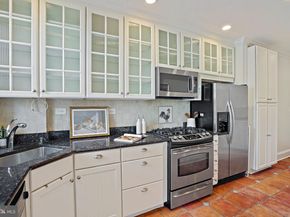 1852 Columbia Road NW 401, Washington DC 20009