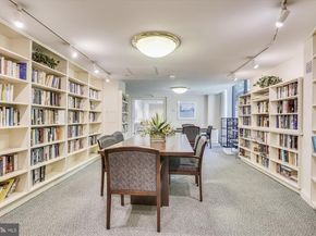 5225 Pooks Hill Rd 220N, Bethesda MD 20814