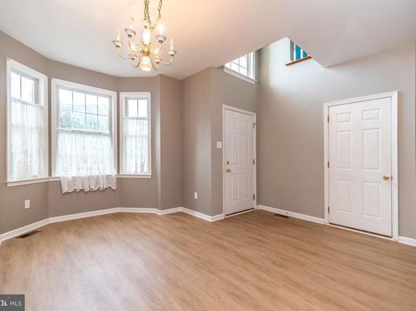 101 Oxford Court 143, Ambler PA 19002
