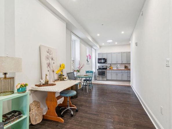 2814 W Oxford Street, Philadelphia PA 19121
