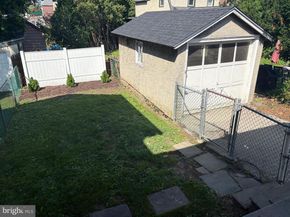 2814 Saint Marys Rd, Ardmore PA 19003