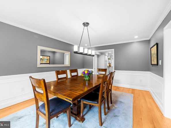 21 Milton Drive, Yardley PA 19067