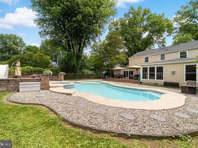 21 Milton Drive, Yardley PA 19067