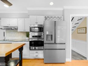 21 Milton Drive, Yardley PA 19067
