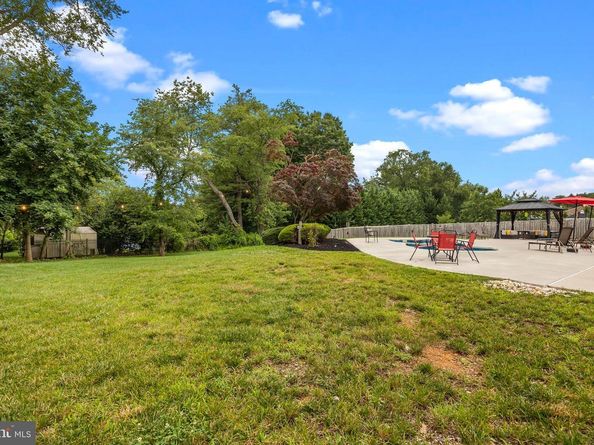 963 Hunt Drive, Yardley PA 19067