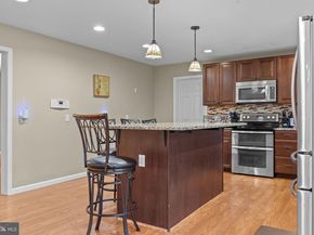 963 Hunt Drive, Yardley PA 19067