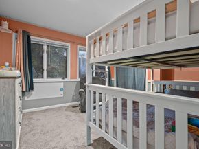 963 Hunt Drive, Yardley PA 19067