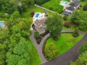 963 Hunt Drive, Yardley PA 19067