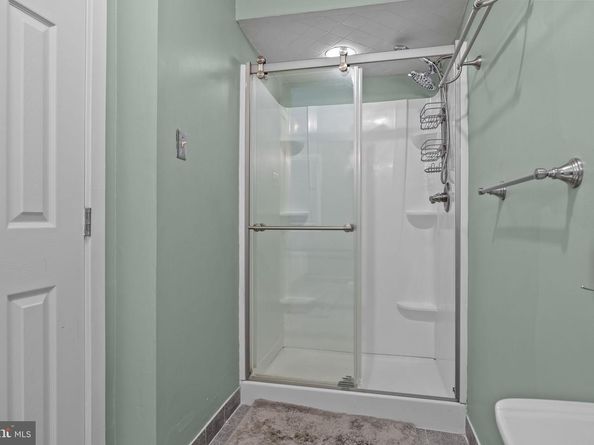 963 Hunt Drive, Yardley PA 19067
