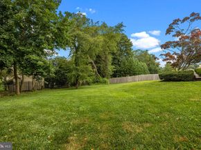 963 Hunt Drive, Yardley PA 19067