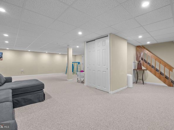 963 Hunt Drive, Yardley PA 19067