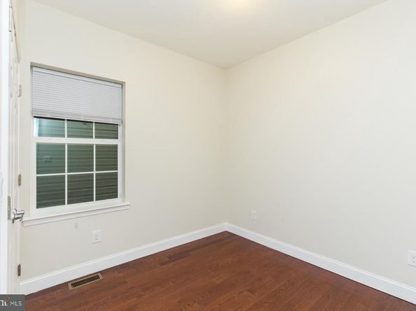 1802 E Huntingdon Street, Philadelphia PA 19125