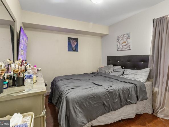 1802 E Huntingdon Street, Philadelphia PA 19125