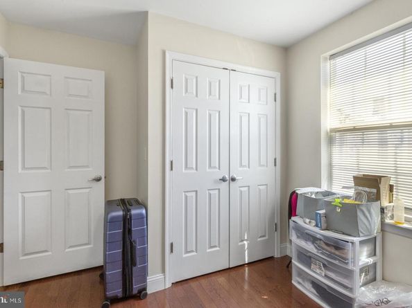 1802 E Huntingdon Street, Philadelphia PA 19125