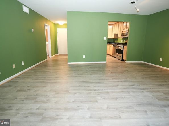 4620 N Park Avenue 202E, Chevy Chase MD 20815