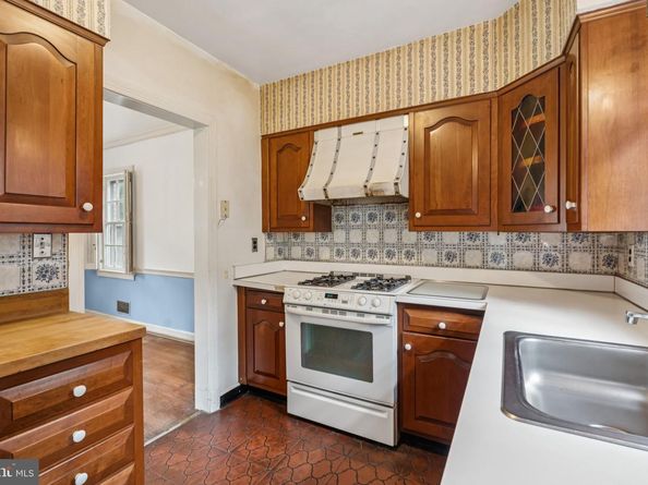 7201 Chestnut Street, Chevy Chase MD 20815
