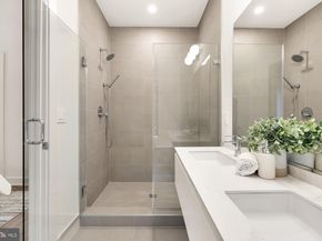 2647 41st Street NW 4, Washington DC 20007