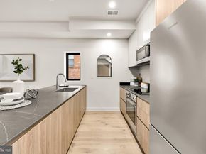 2647 41st Street NW 4, Washington DC 20007