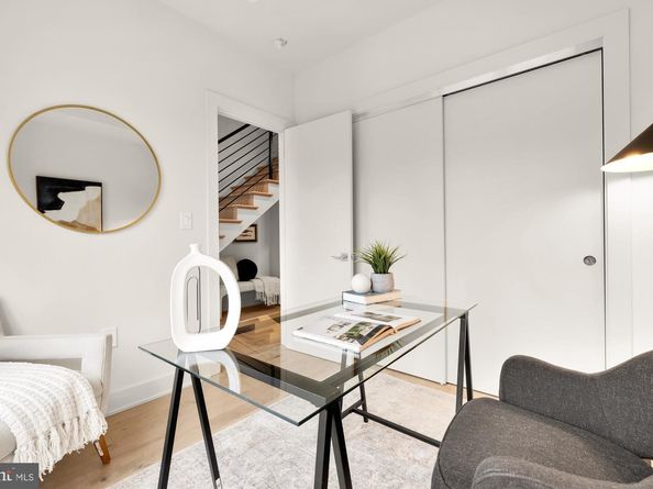 2647 41st Street NW 4, Washington DC 20007