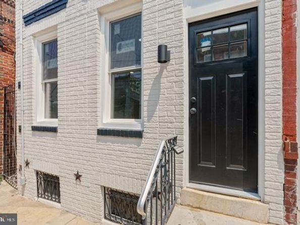 2001 S Mildred Street, Philadelphia PA 19148