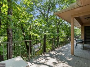 2647 S Kent Street, Arlington VA 22202