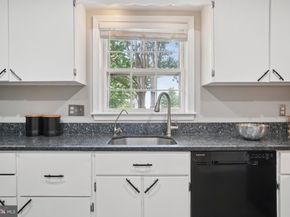 2647 S Kent Street, Arlington VA 22202