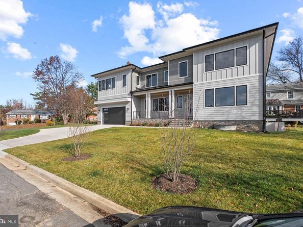 2115 Natahoa Court, Falls Church VA 22043