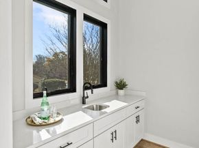 2115 Natahoa Court, Falls Church VA 22043