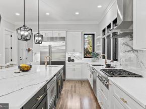 2115 Natahoa Court, Falls Church VA 22043