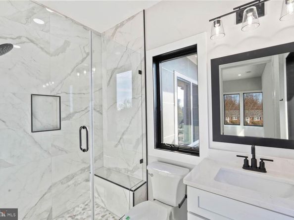 2115 Natahoa Court, Falls Church VA 22043