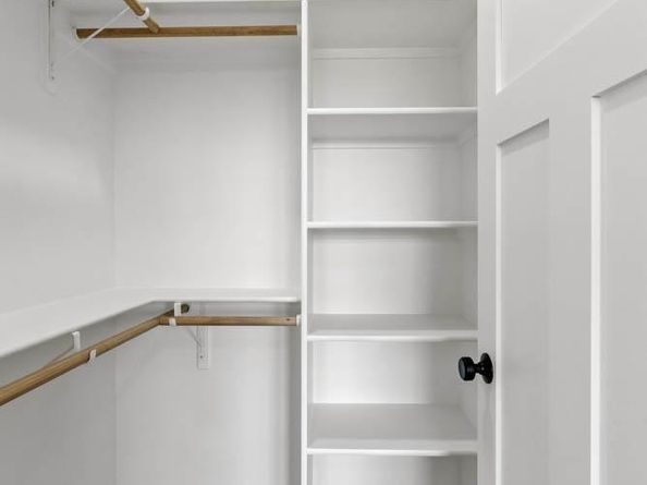 2115 Natahoa Court, Falls Church VA 22043