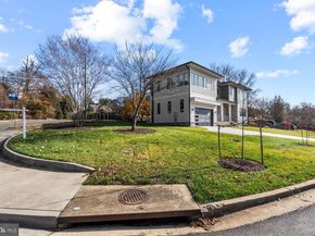 2115 Natahoa Court, Falls Church VA 22043