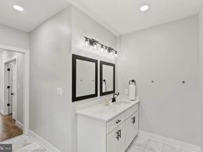 2115 Natahoa Court, Falls Church VA 22043