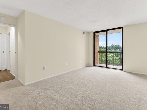 4500 S Four Mile Run Drive 623, Arlington VA 22204