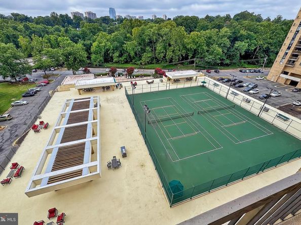 4500 S Four Mile Run Drive 623, Arlington VA 22204