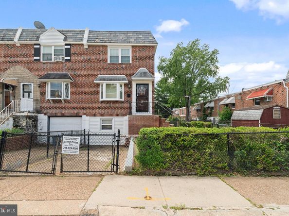 2426 S Rosella Street, Philadelphia PA 19153