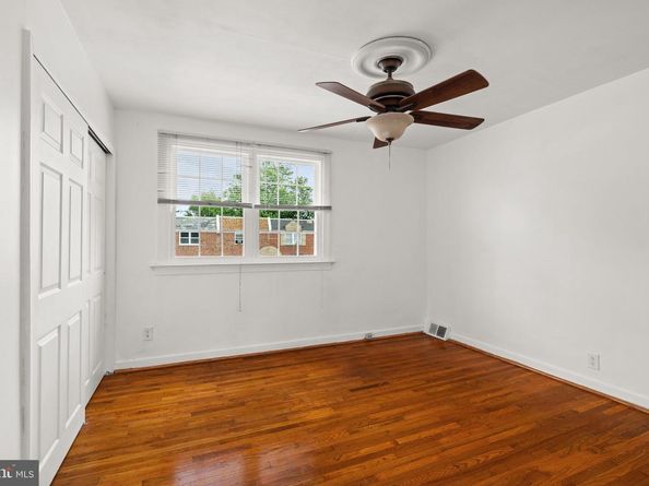 2426 S Rosella Street, Philadelphia PA 19153