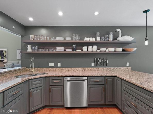 13505 Clear Lake Court, Herndon VA 20171