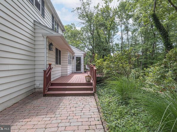 856 Gainsway Road, Yardley PA 19067