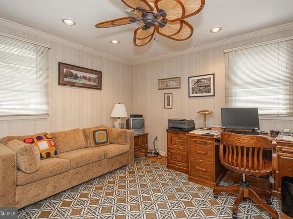 856 Gainsway Road, Yardley PA 19067
